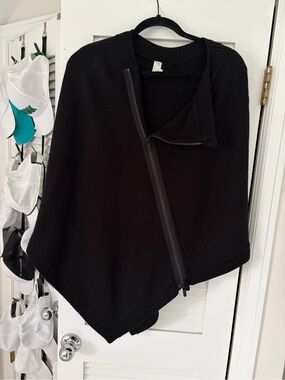 Lululemon Black Women's Zip-Front Poncho Sweater